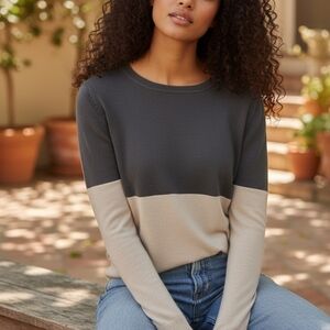 Monrow Charcoal and Beige Women's Sweatshirt